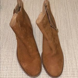 Camel suede booties